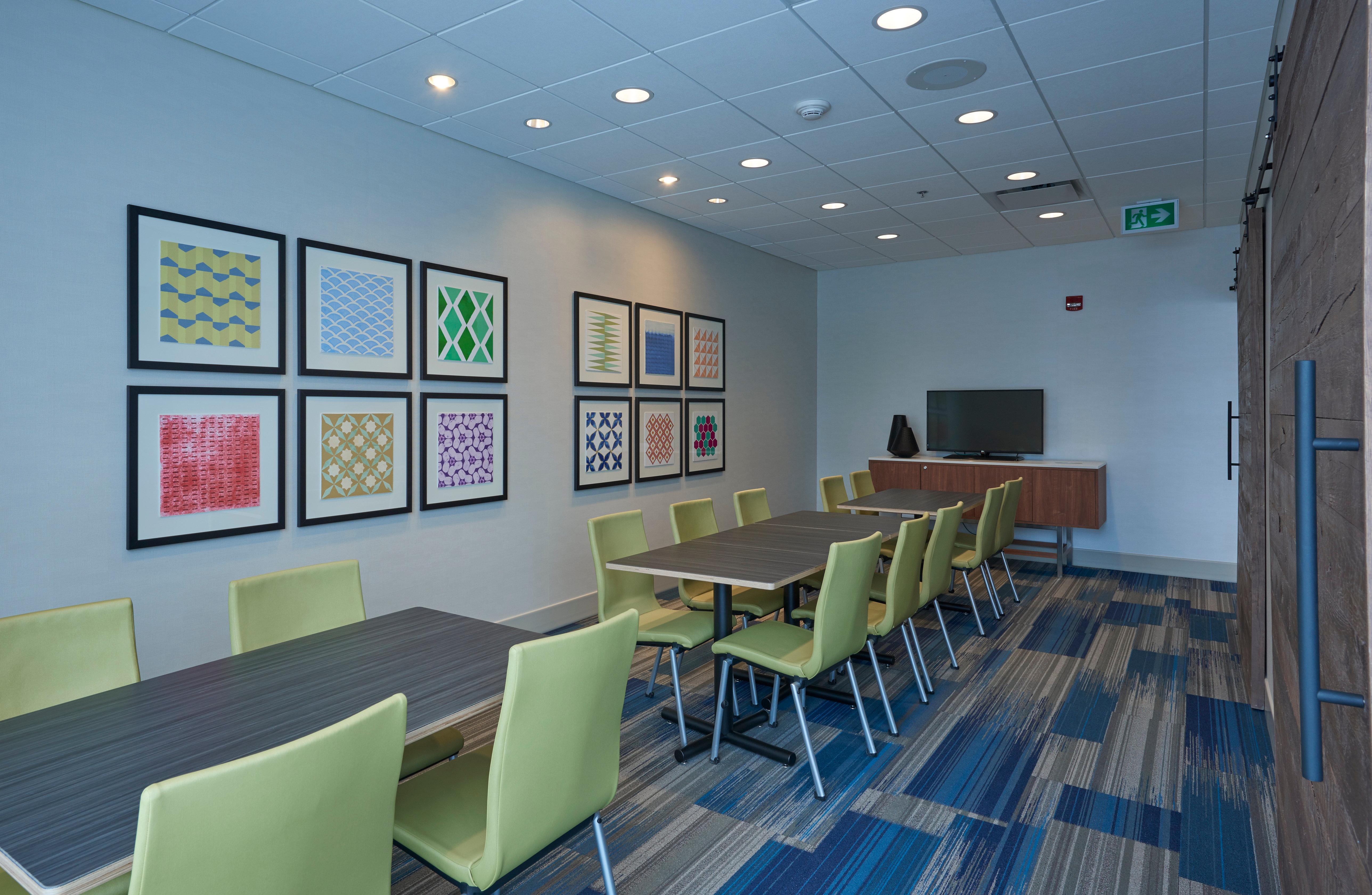 Holiday Inn Express & Suites St. John'S Airport By Ihg Exterior foto